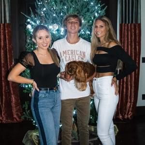 Meet your Posher, Allie